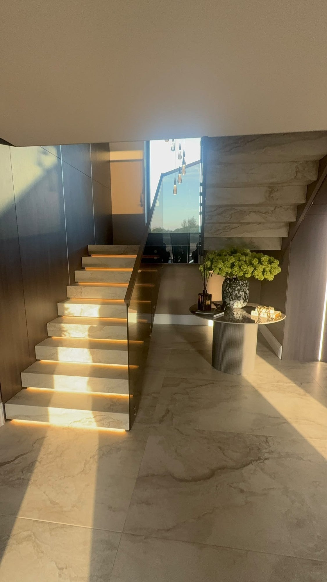 A bespoke designed staircase as a sculptural centrepiece — Conpanna Living