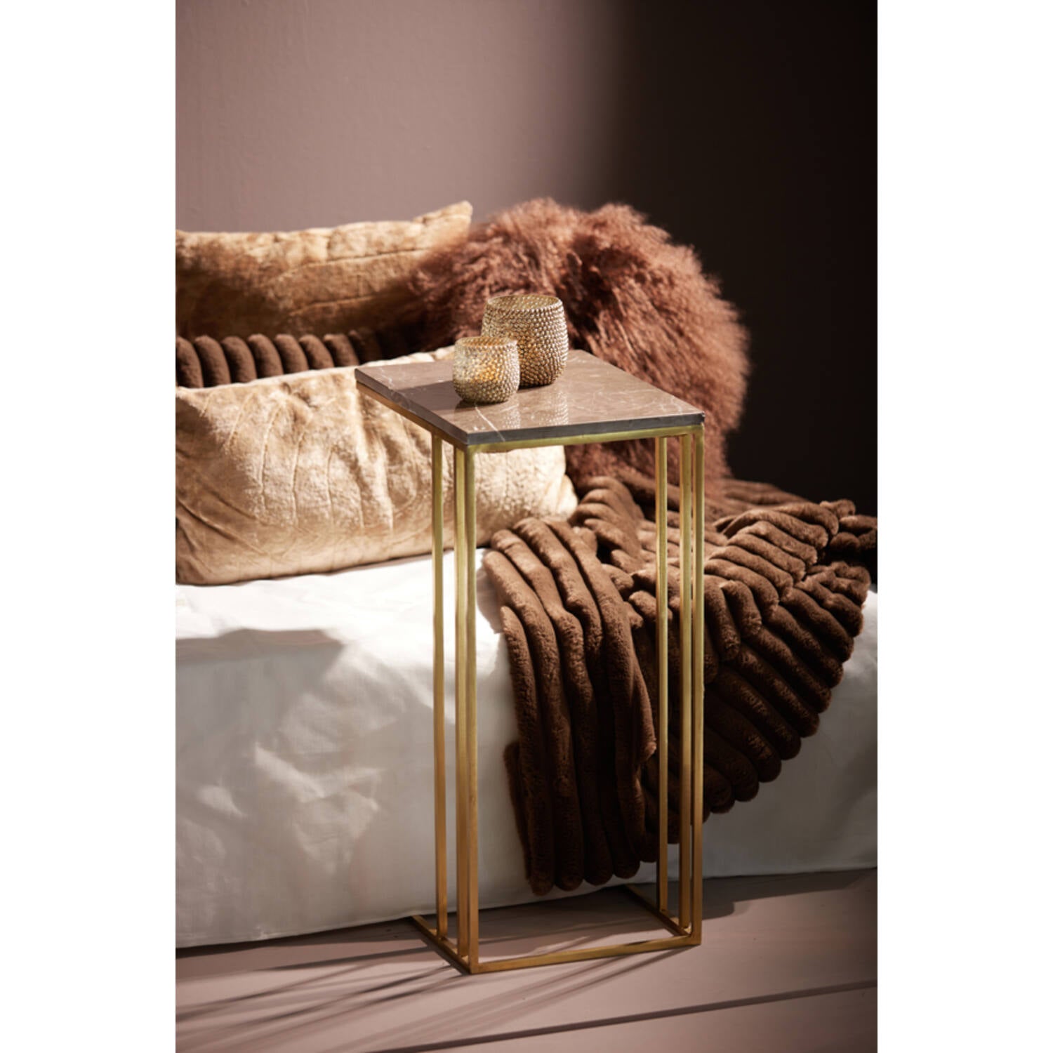 Dusky Rose Contrast Throw – Dark Brown | 170 × 130 cm