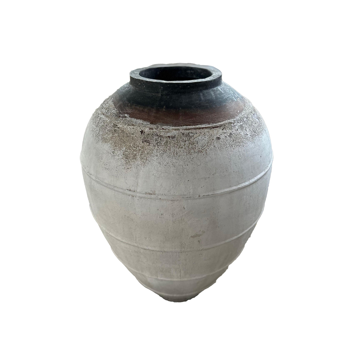 Jinsu white ribbed GRC jar pot, medium