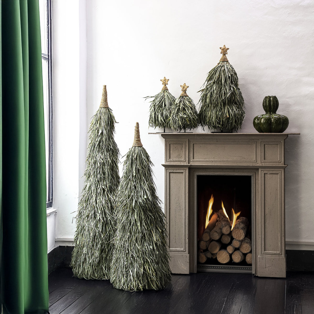 Elghanni green woven bamboo Christmas tree statue, tall