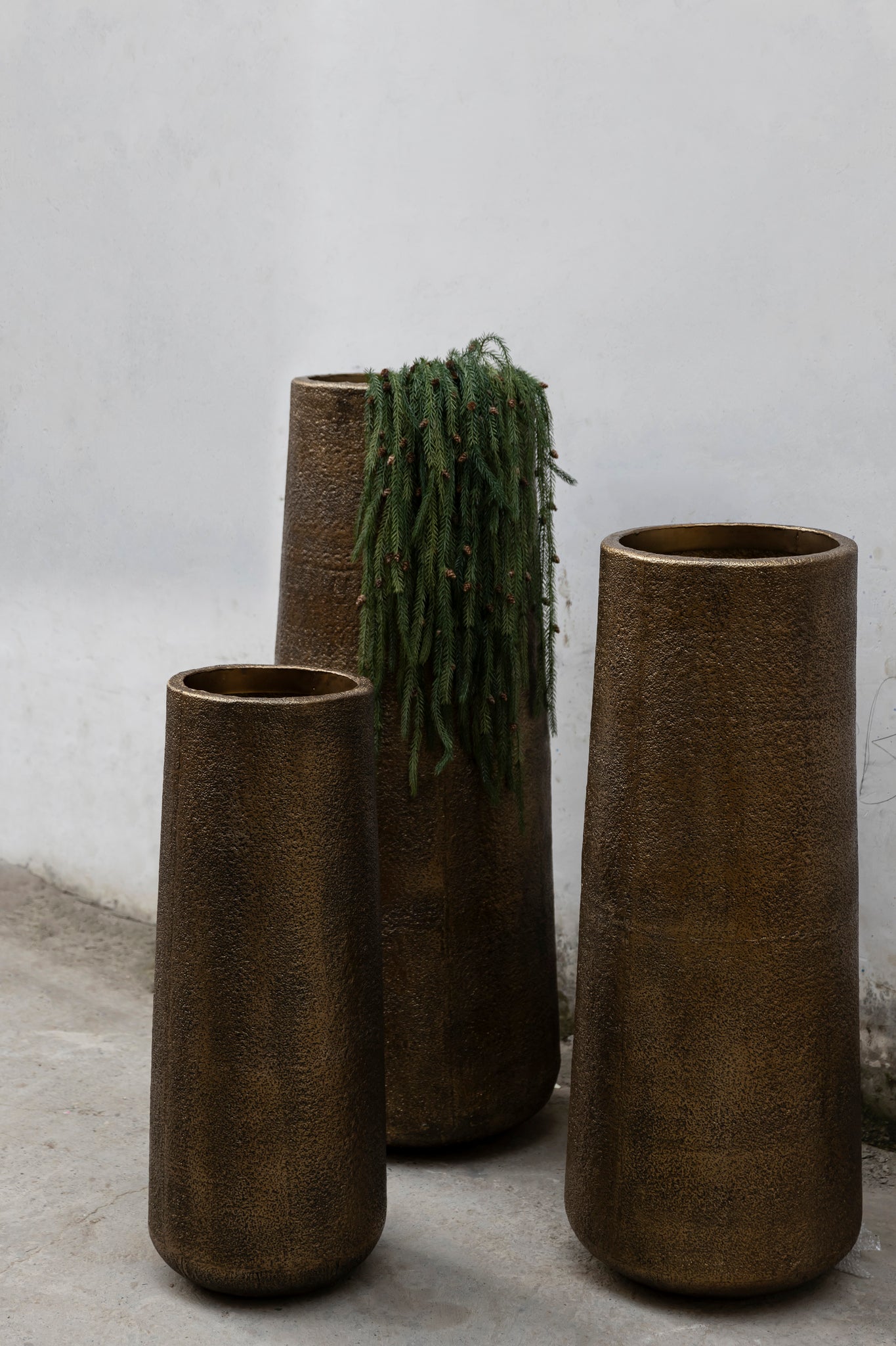 Kardine Dented Aluminium Floor Planter — Antique Gold