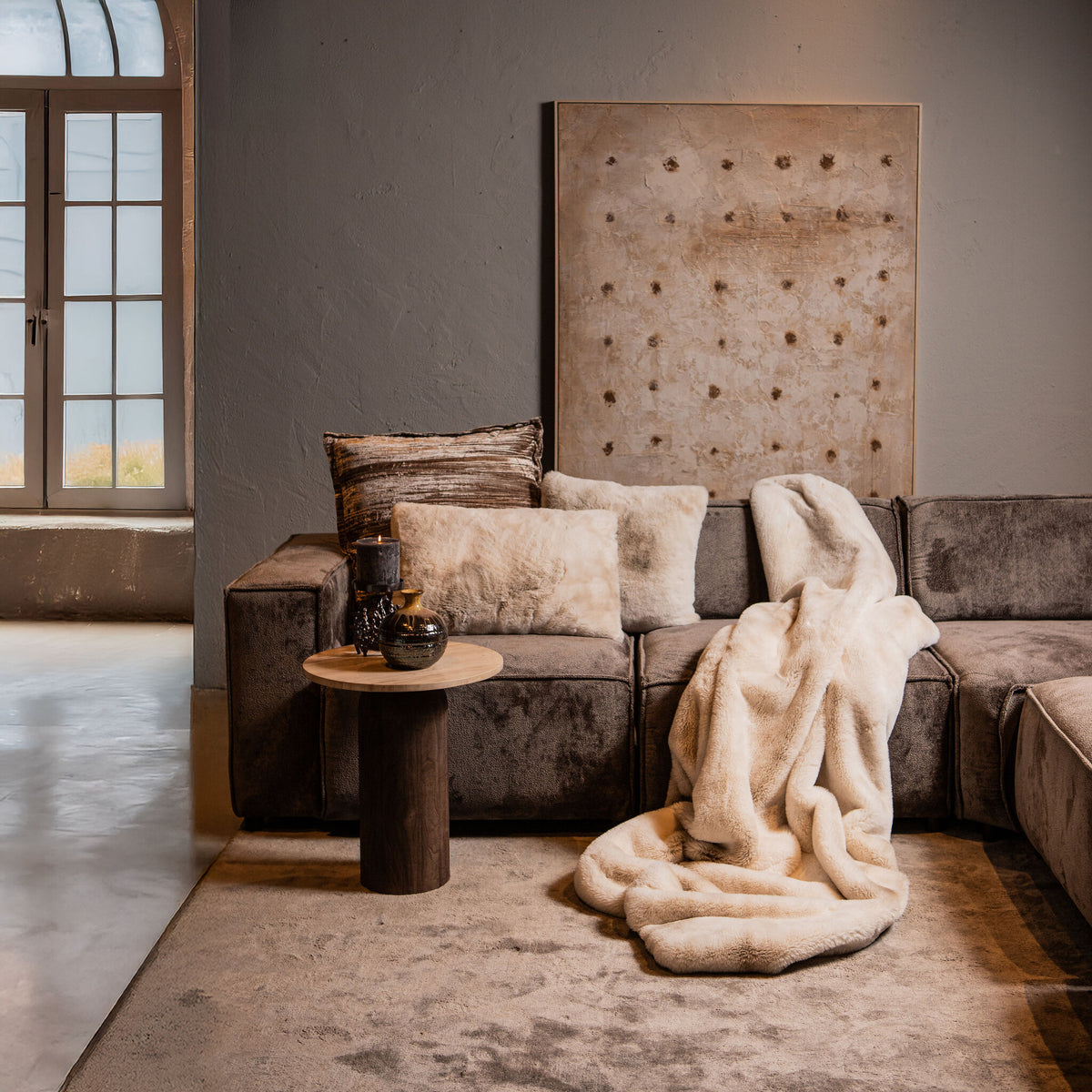 Linde off white faux fur bedspread in gift box