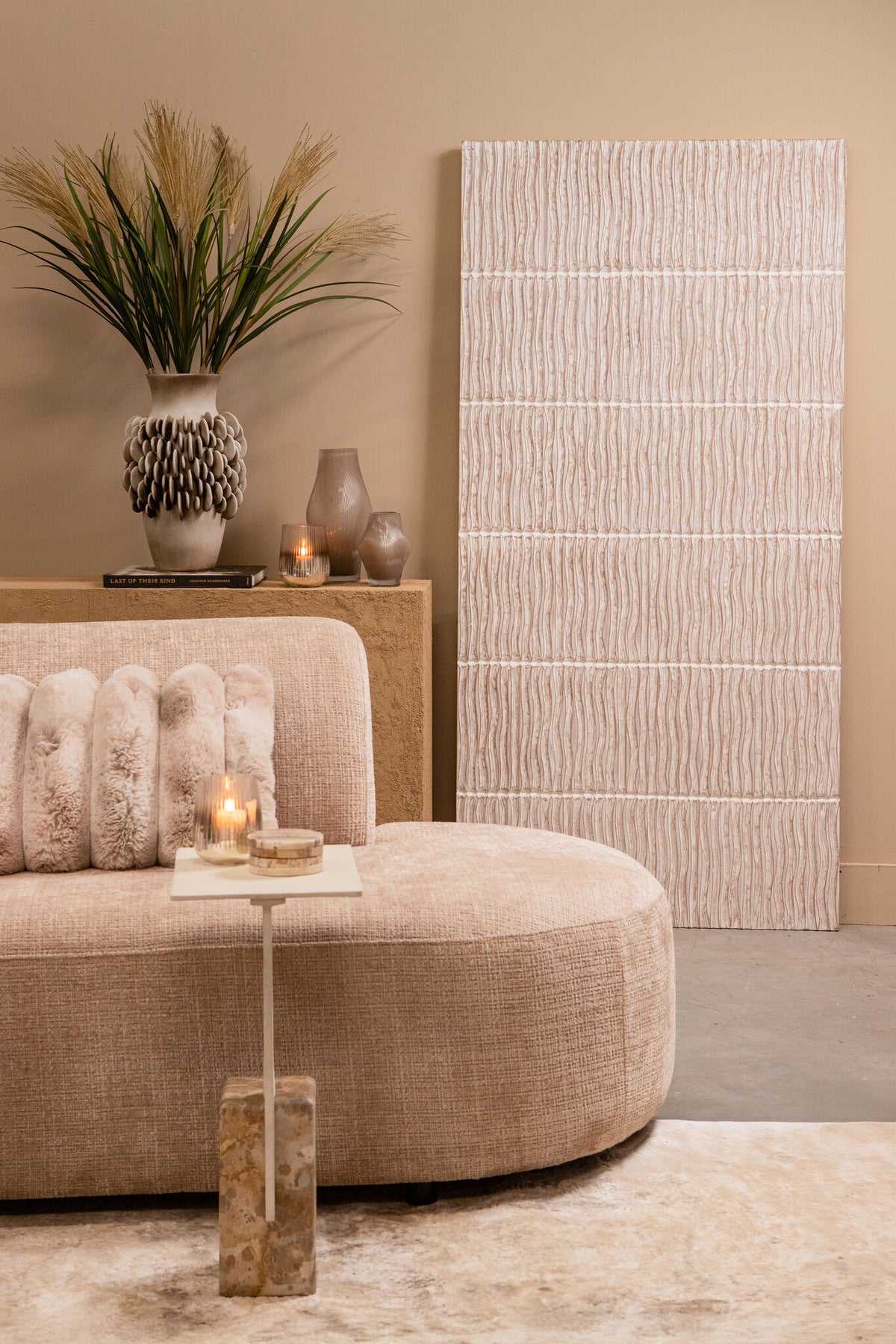 Seline white wavy stripe wall panel, large