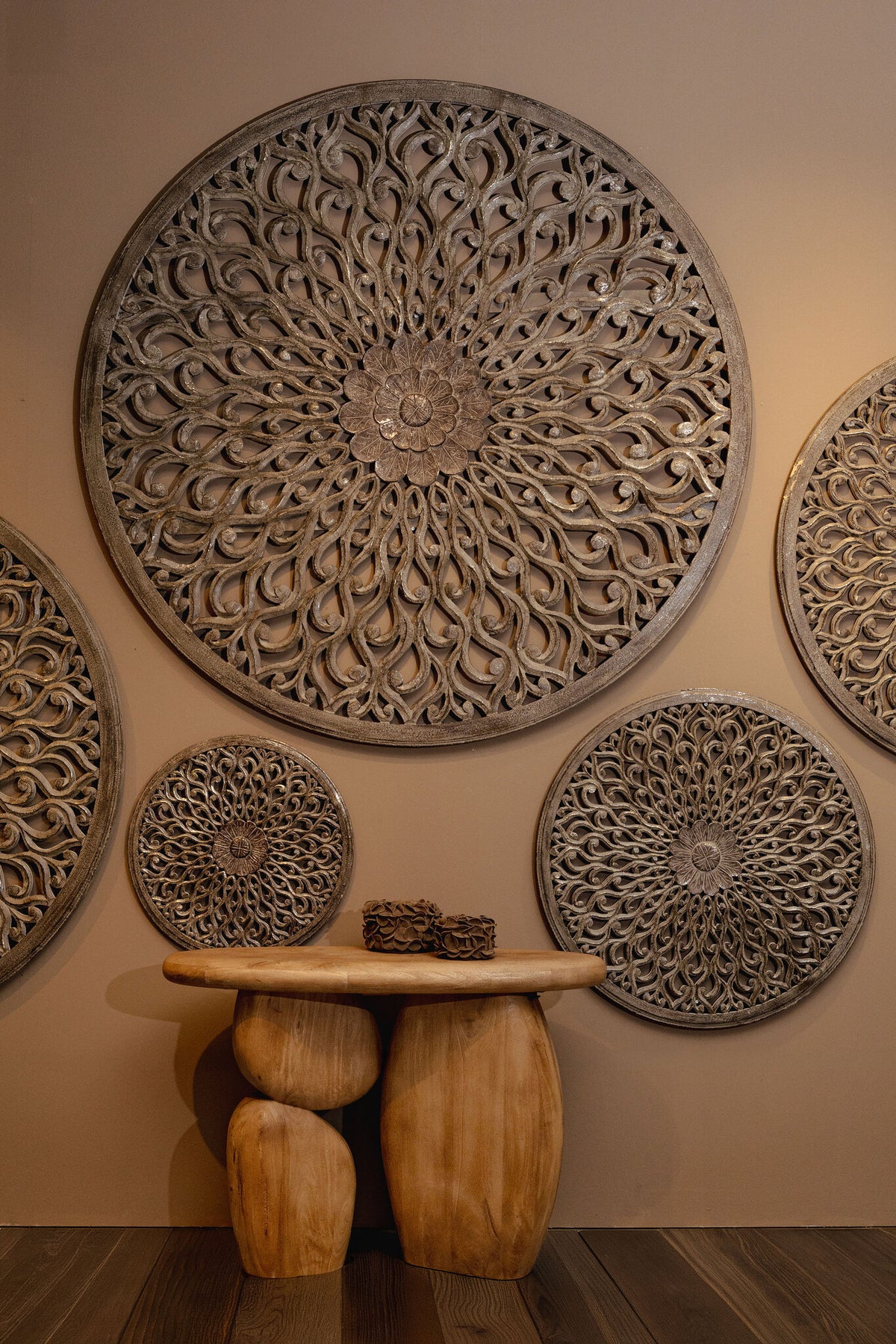 Vane dark grey carved wall panel