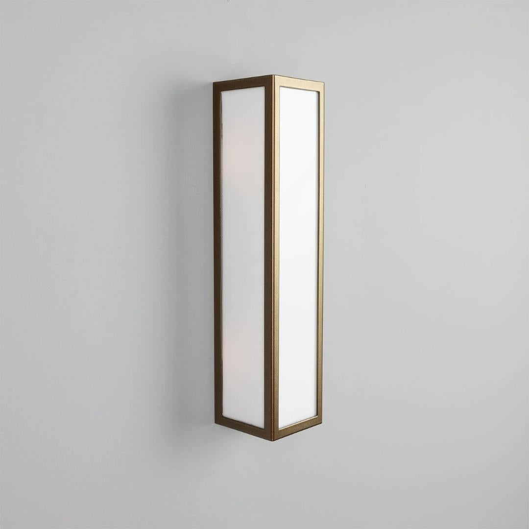 Bata IP65 Bathroom Wall Light
