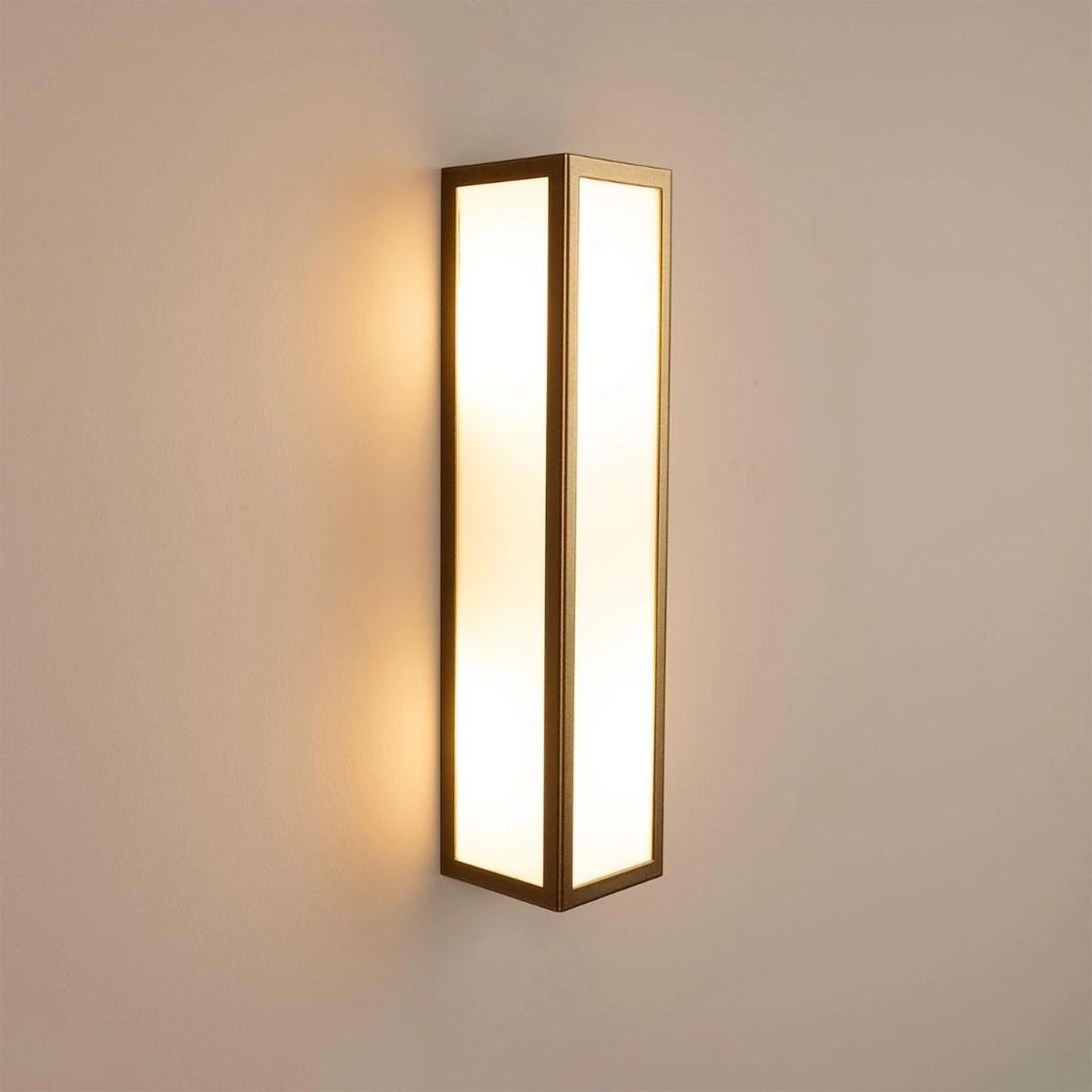 Bata IP65 Bathroom Wall Light