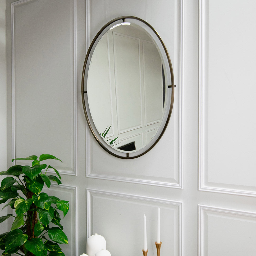 Gordone Mirror