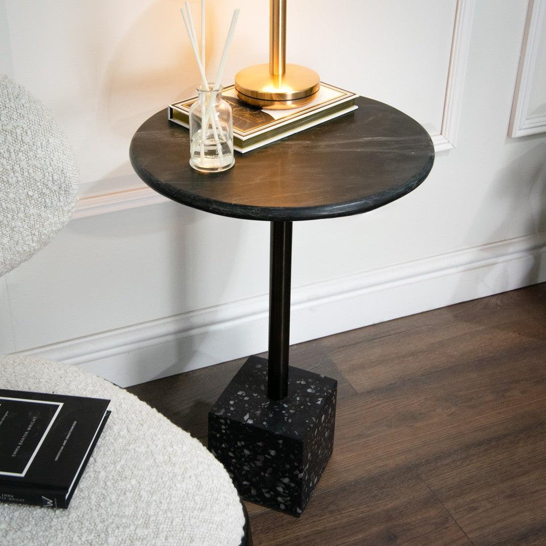 Ivo Table