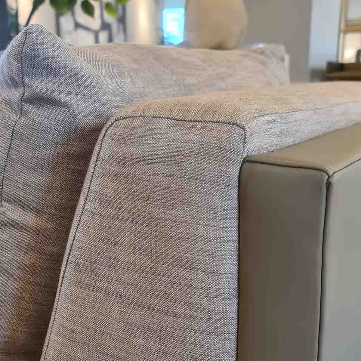 Archipelago Right Arm Loveseat