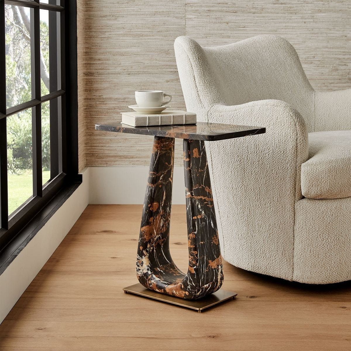 About Turn Side Table – Michelangelo Marble