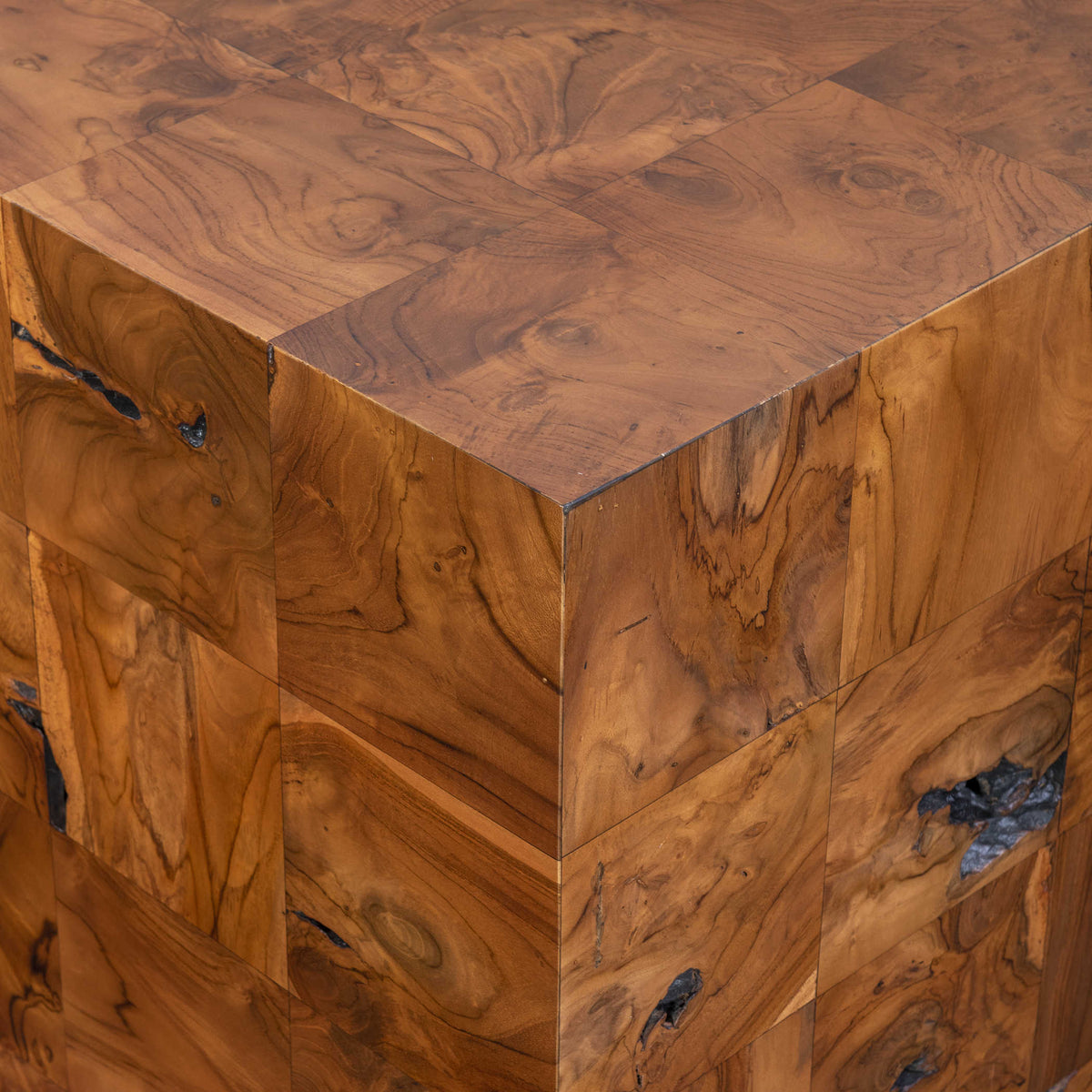 Teak Tac Toe End Table – Caramel