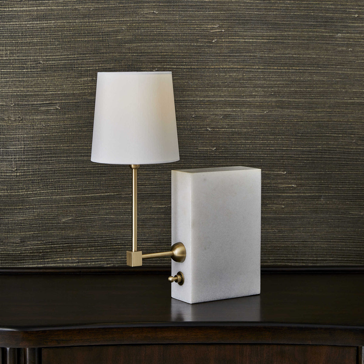 On a Shelf Mini Lamp – White Marble