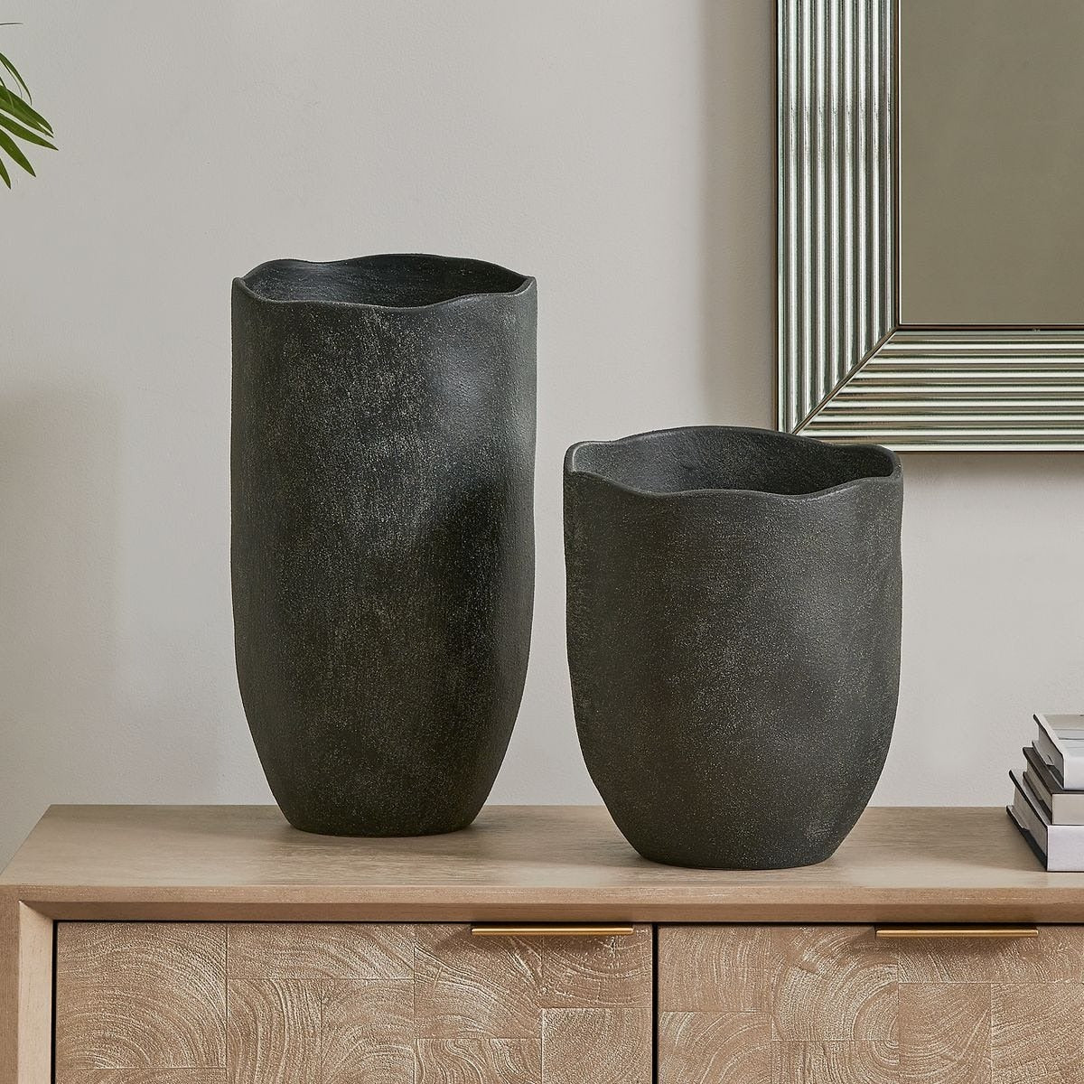 Komorebi Indoor-Outdoor Vases – Black, Set of 2