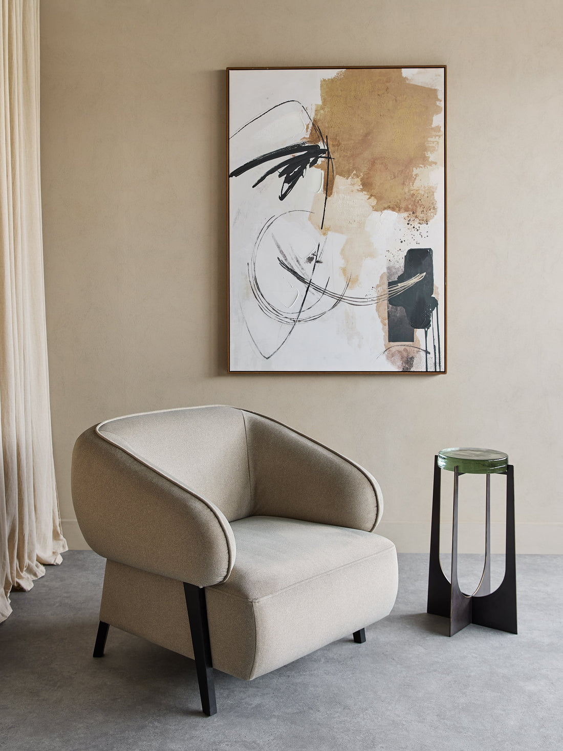 Conpanna Living — luxe living room with media wall, designed by Carina