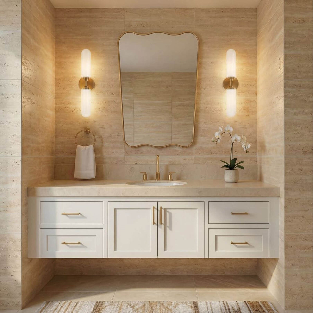 Olivia Scalloped Mirror – Gold