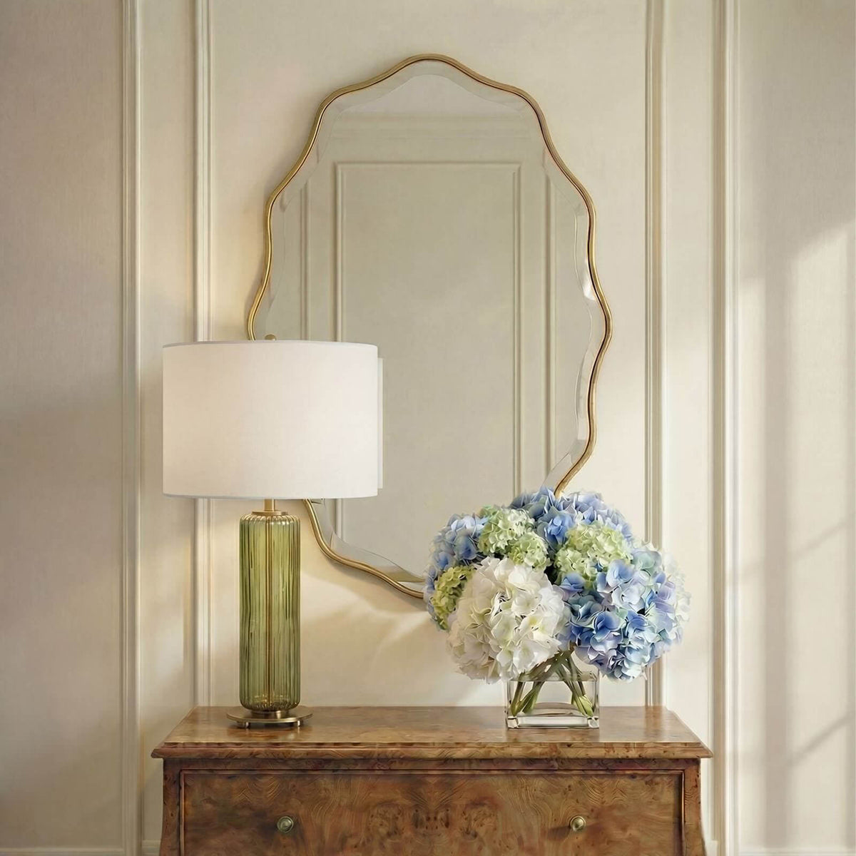 Capri Scalloped Oval Mirror – Gold