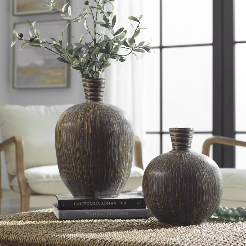 Islander Black Vases – Set of 2