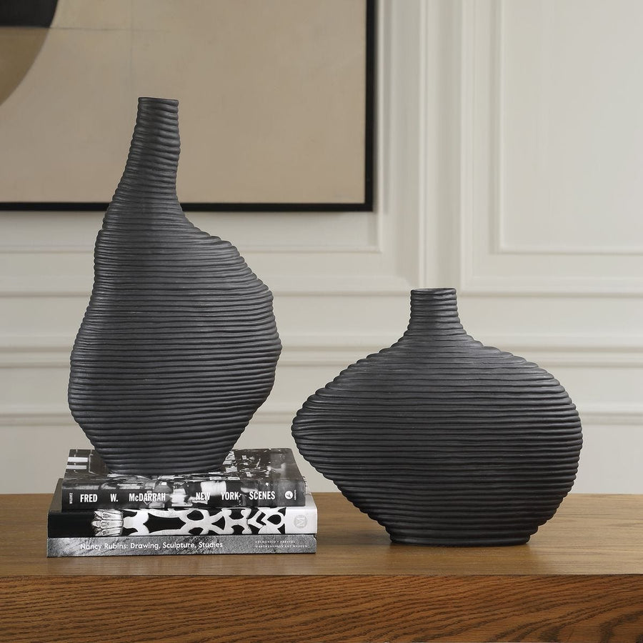 Duostacked Black Vases – Set of 2