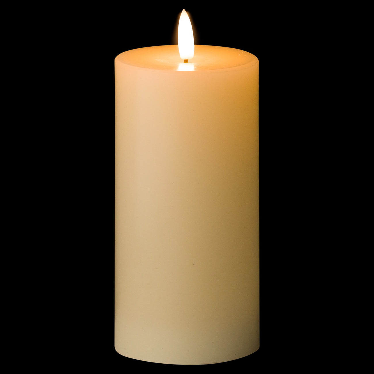 Hill Interiors Luxe Collection Natural Glow 3 x 6 LED Cream Candle