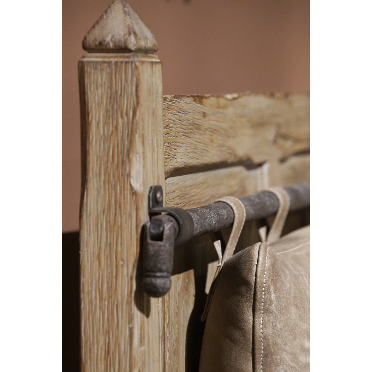 Sagehill Hall Bench in Leather