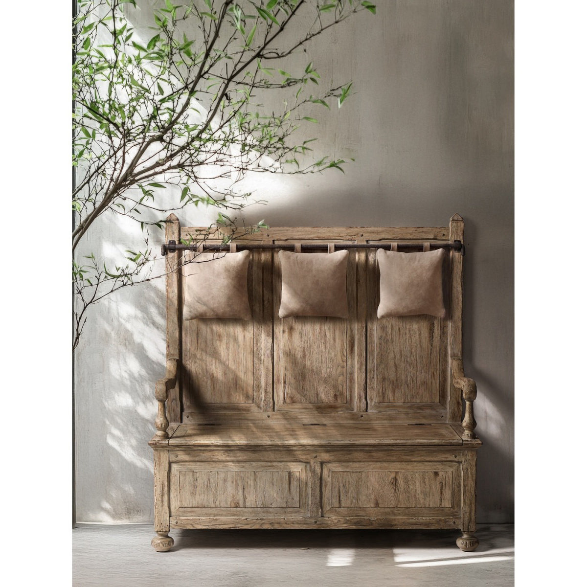 Sagehill Hall Bench in Leather