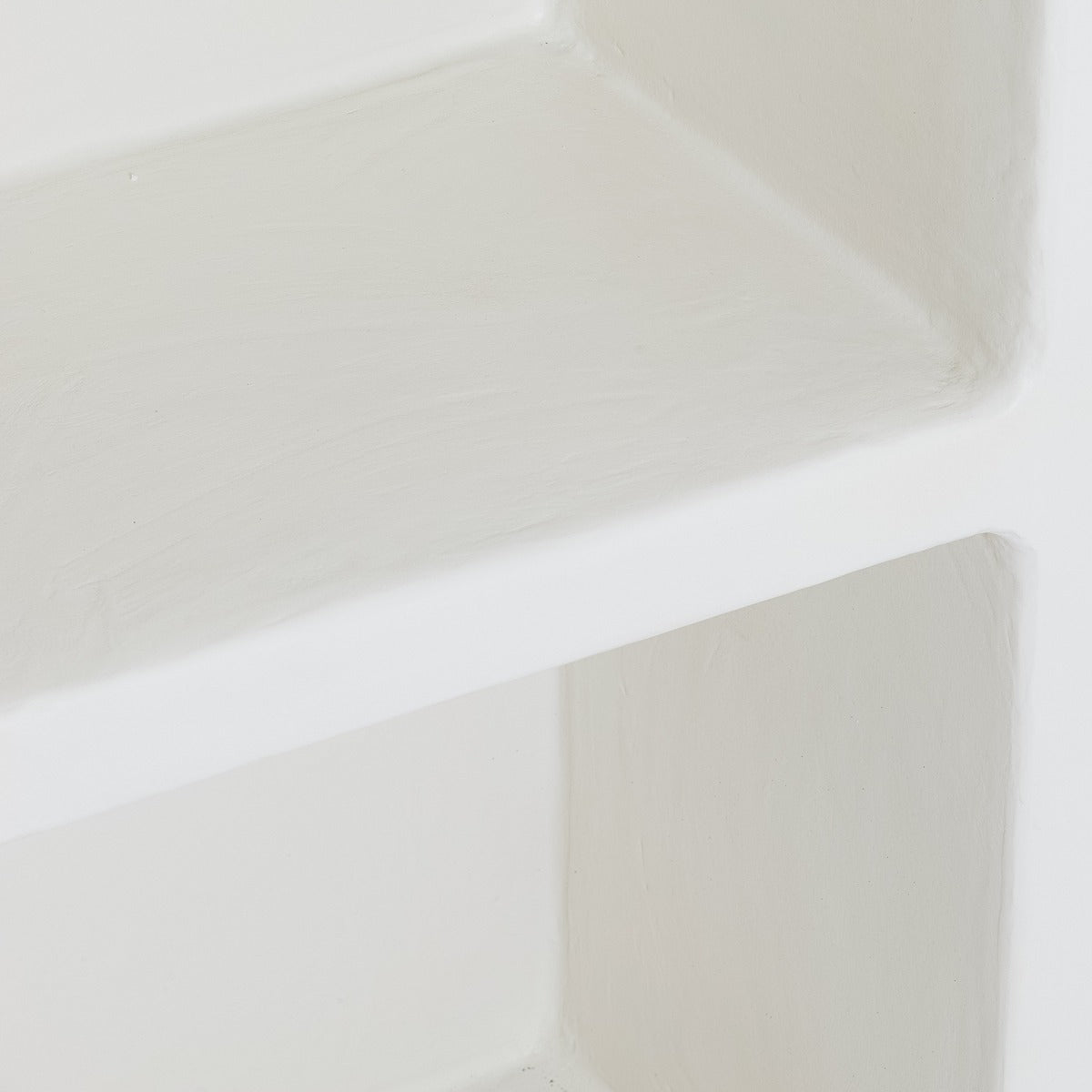 Naluno display cabinet cream