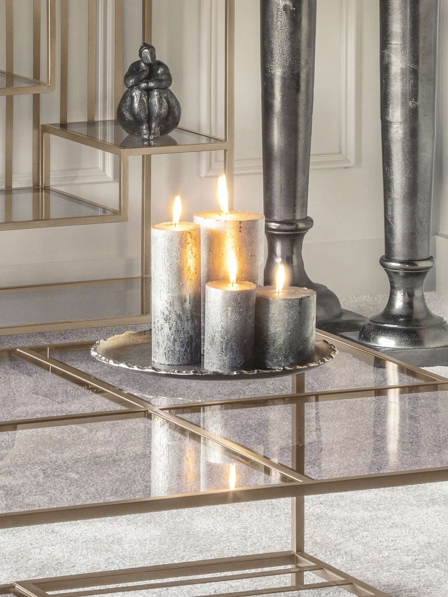 Black and Gold Ombre Pillar Candle 7x12cm — detail view