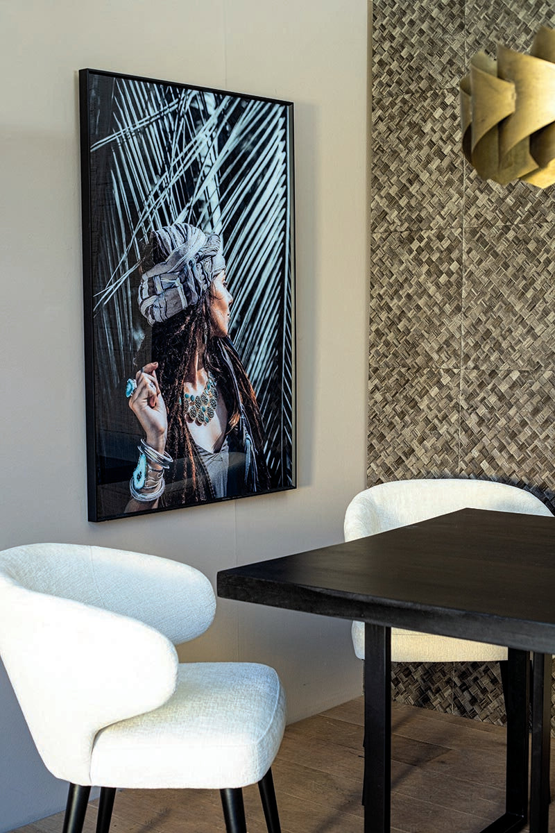 Melani glass art wall panel, woman at palm tree, black