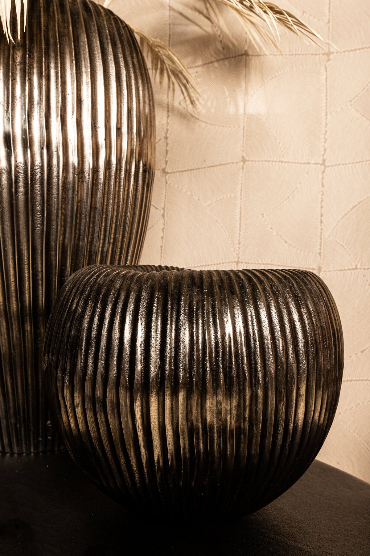 Russel silver brushed aluminium planter