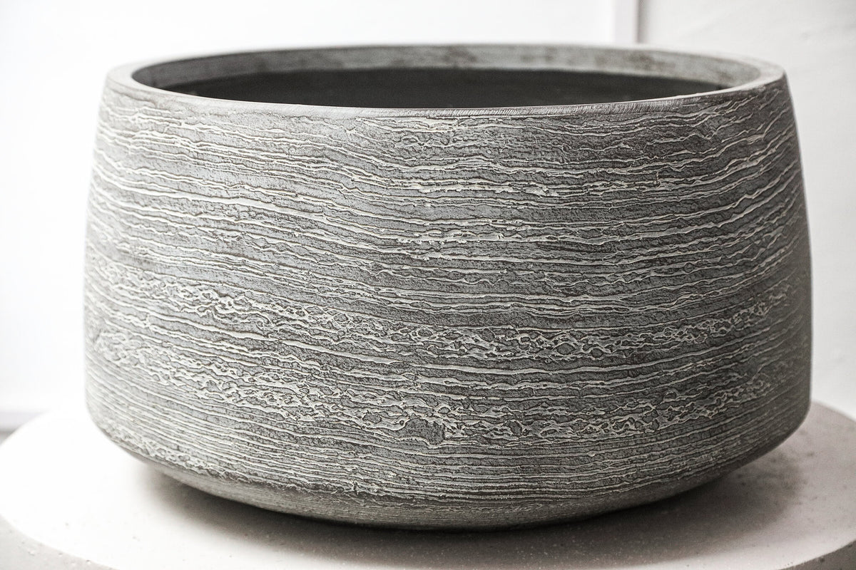 Giulietta grey weatherproof composite planter
