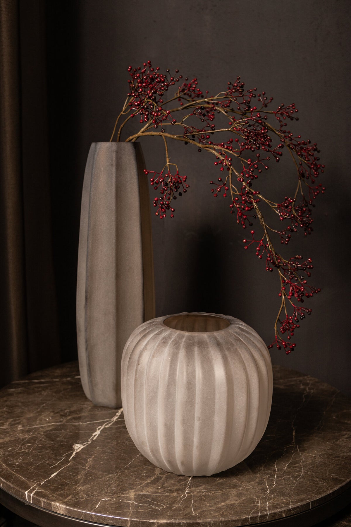 Levente sand hand-blown glass vase