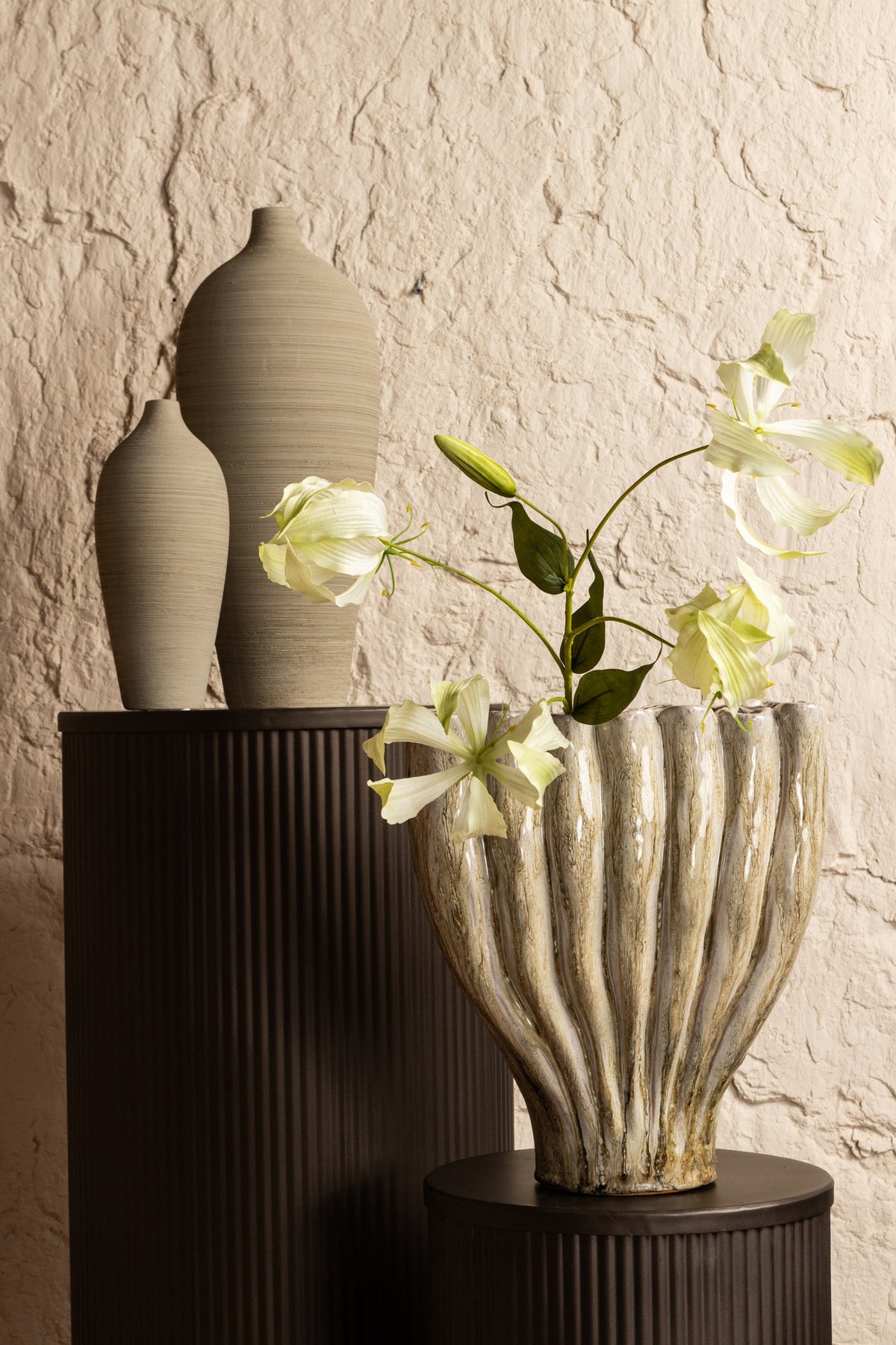 Midda dark grey ribbed steel pedestal pair