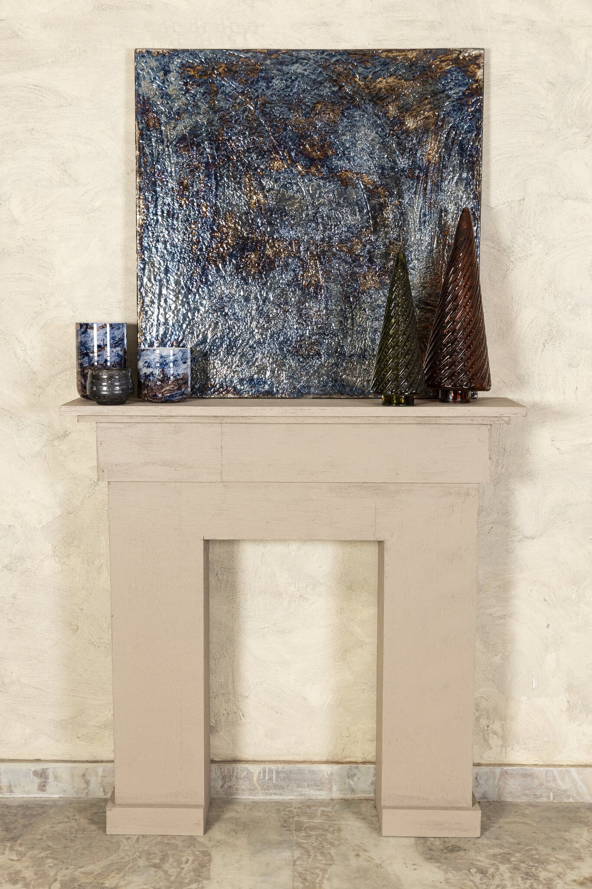 Sukhmia silver shiny MDF wall panel, large square
