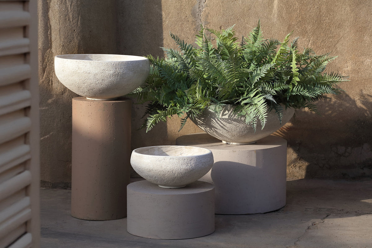 Dashima cream GRC low bowl planters, set of three