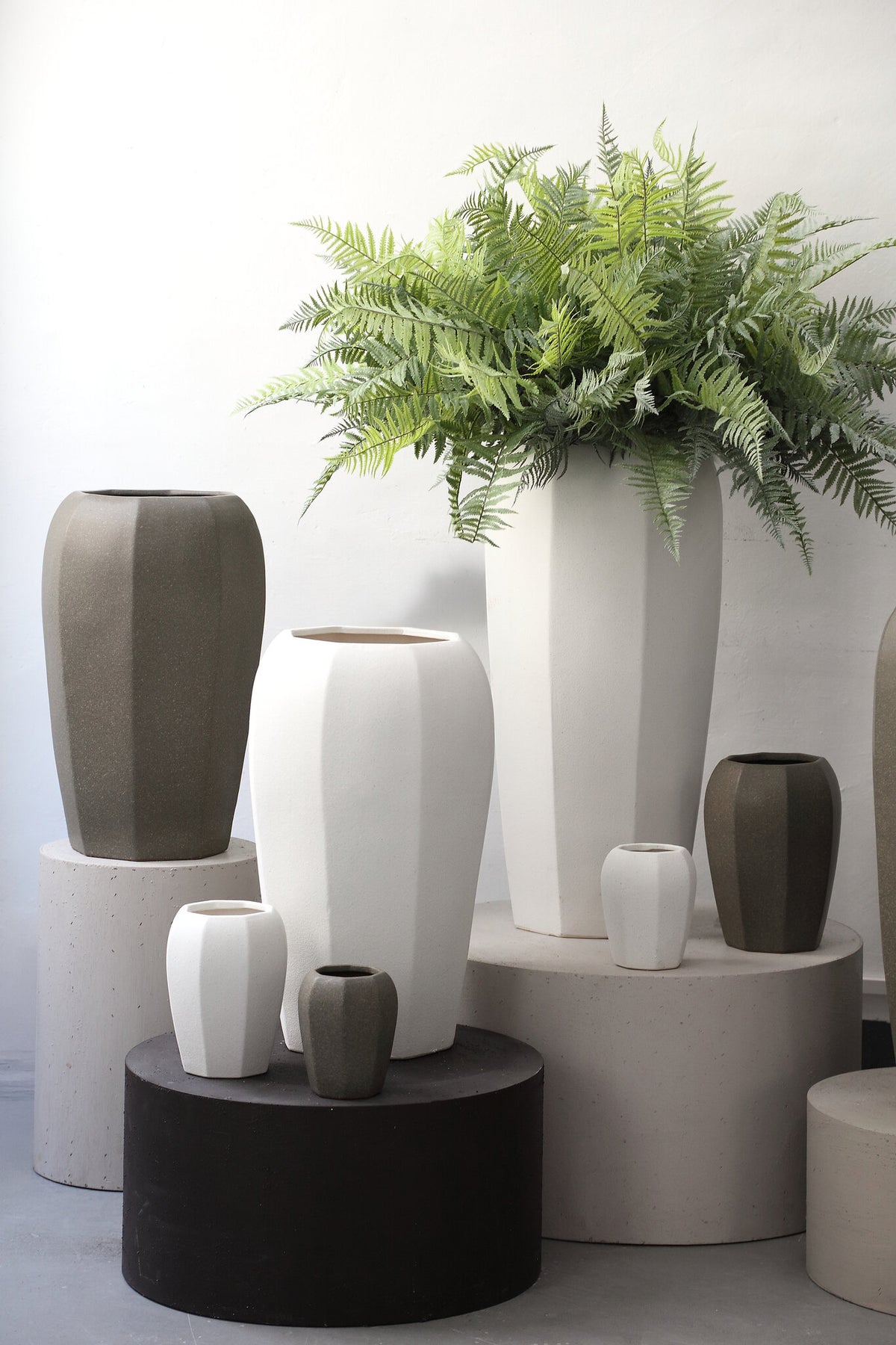 Myrick cream octagon stoneware planter, large