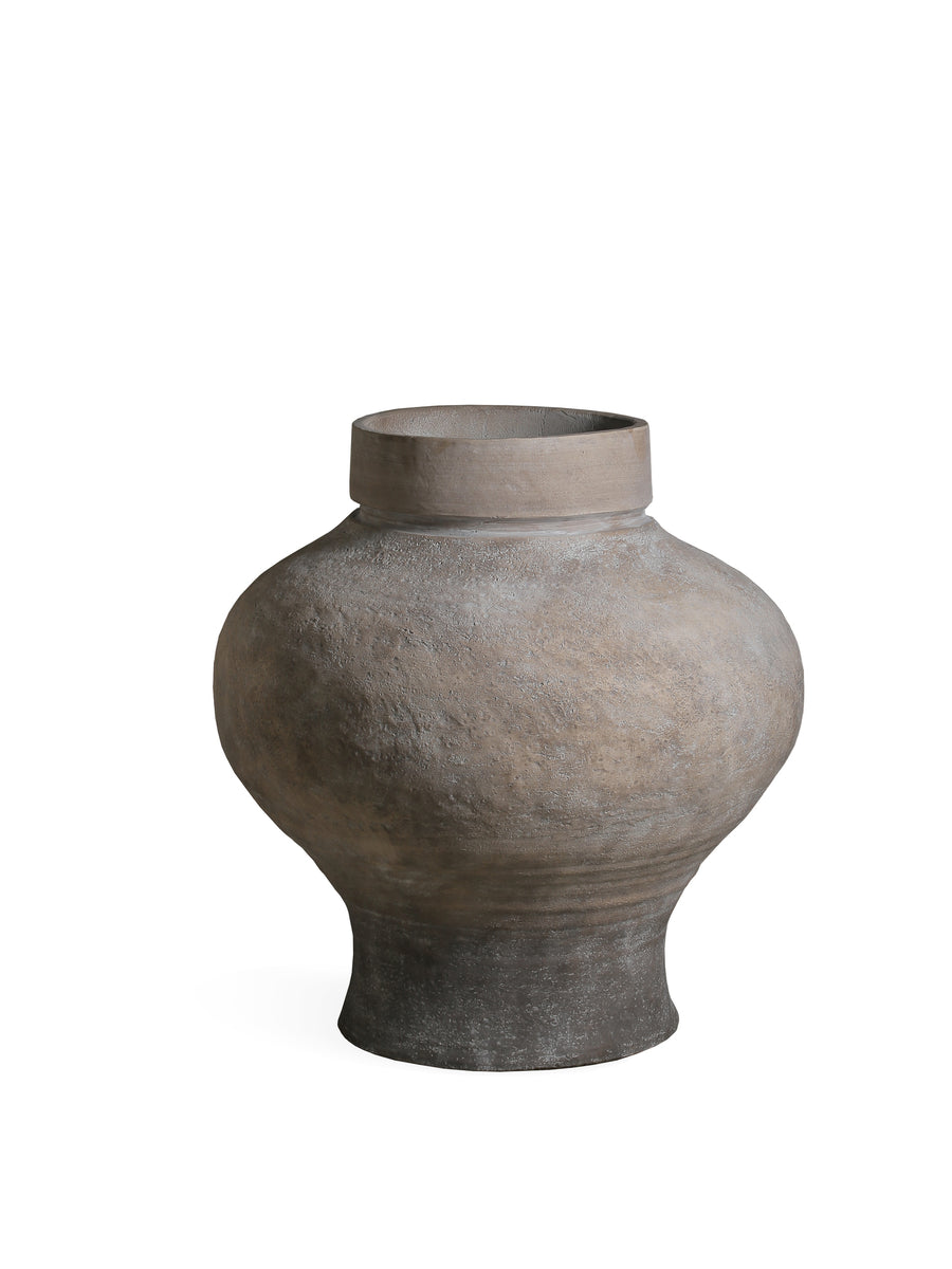 Michle beige fibre cement vintage jar planter, medium