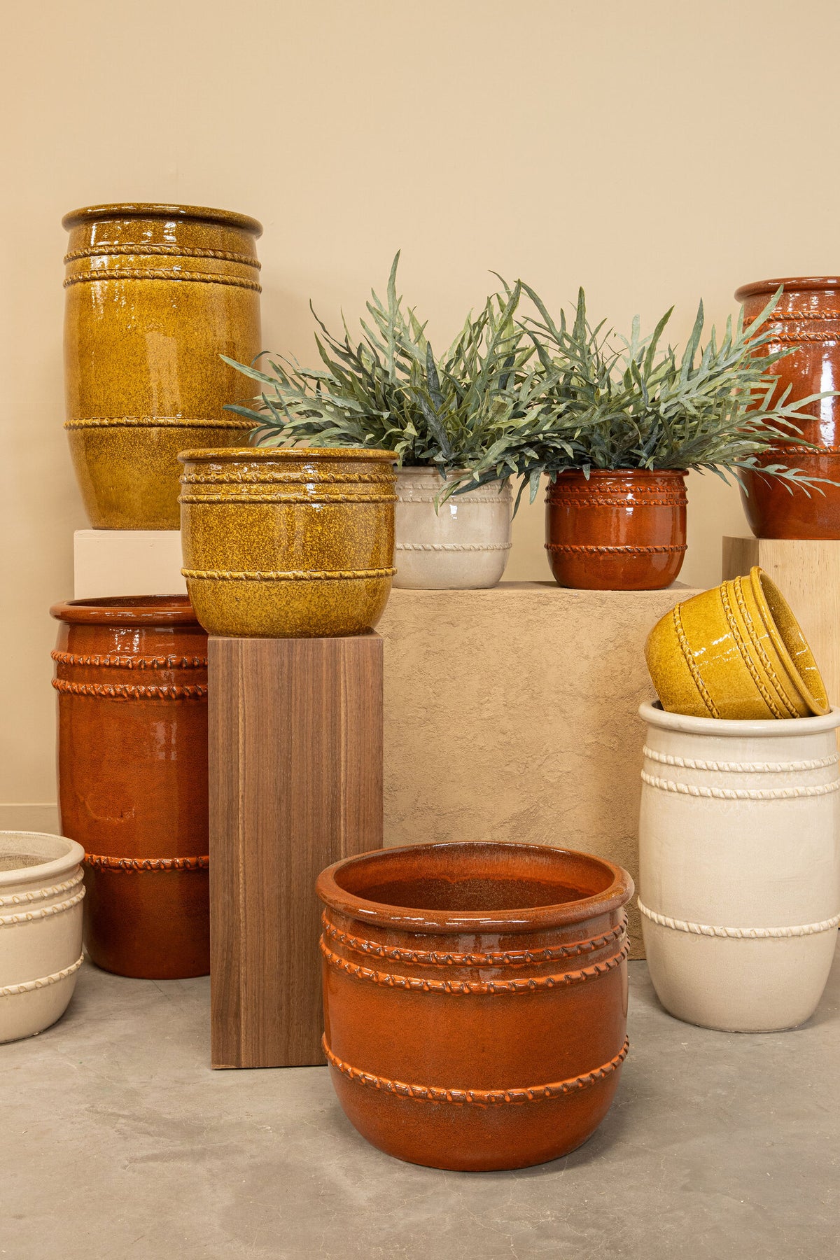 Lilliah cream terracotta planters, set of 3