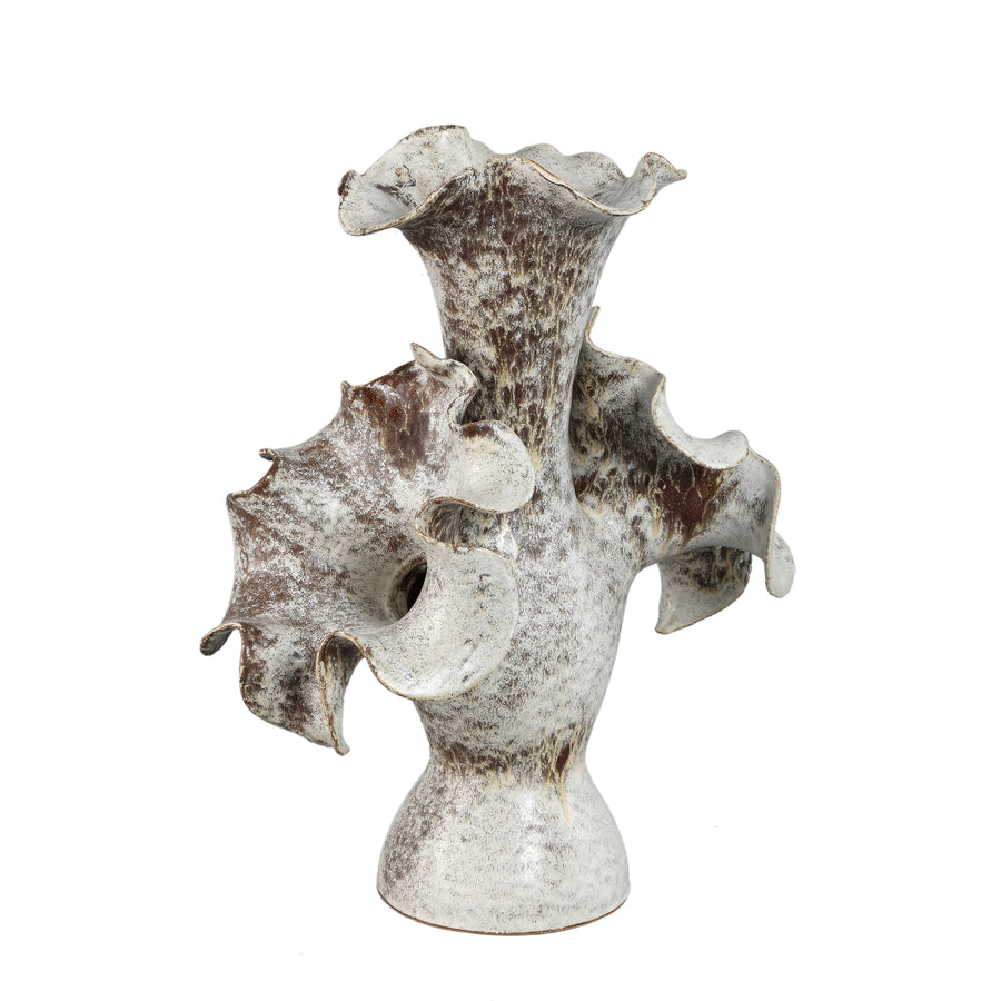 Isidro beige ceramic vase with three wavy flower forms