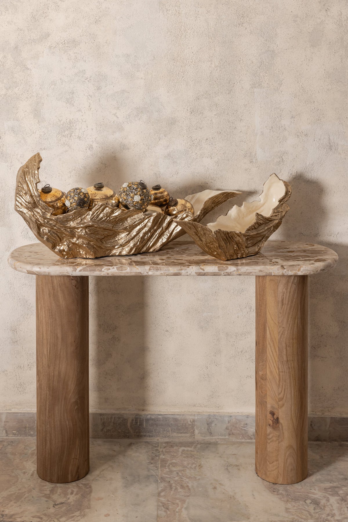 Carmon champagne cast aluminium bowl with cream enamel, large