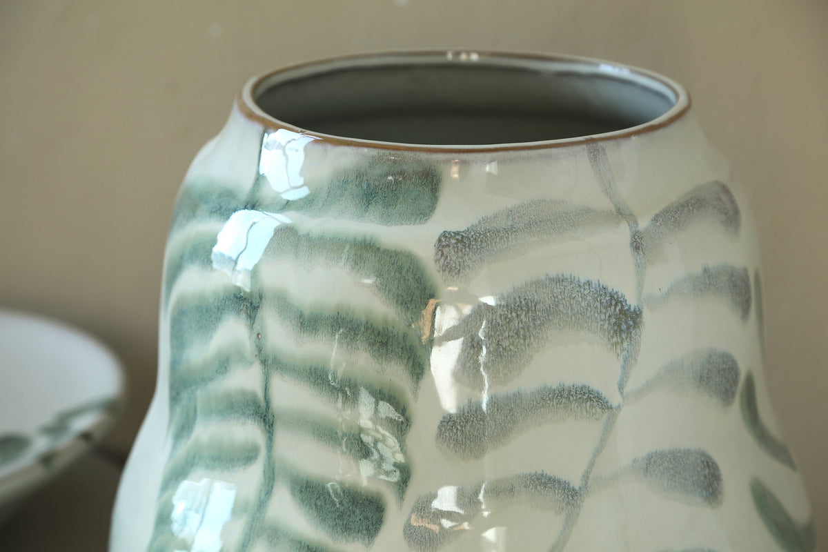 Vandy white hand-painted ceramic planter with leaf motif, large