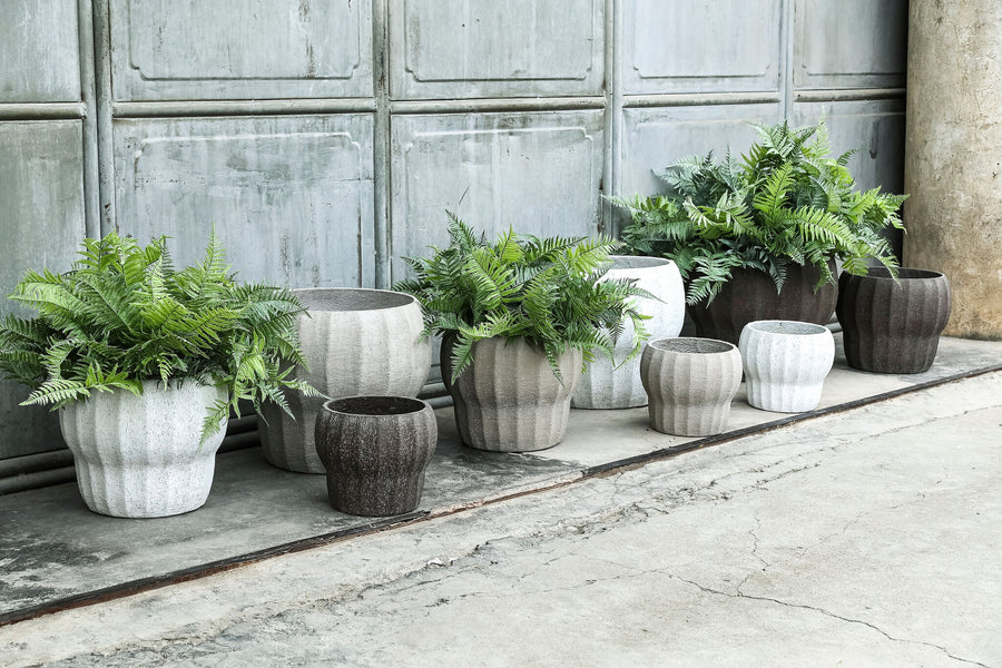 Kimbell cream ribbed concrete planter set