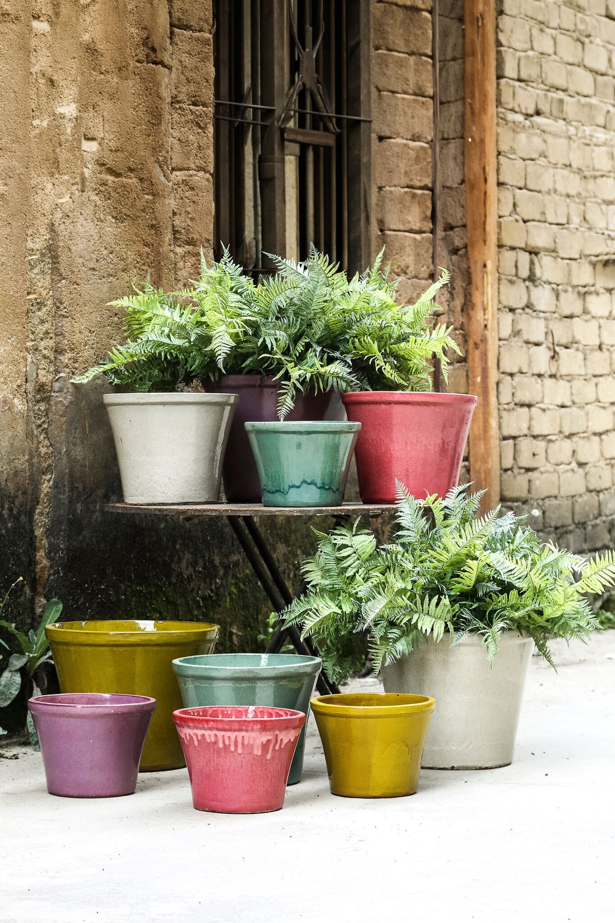 Ilona lilac tapered ceramic planter set