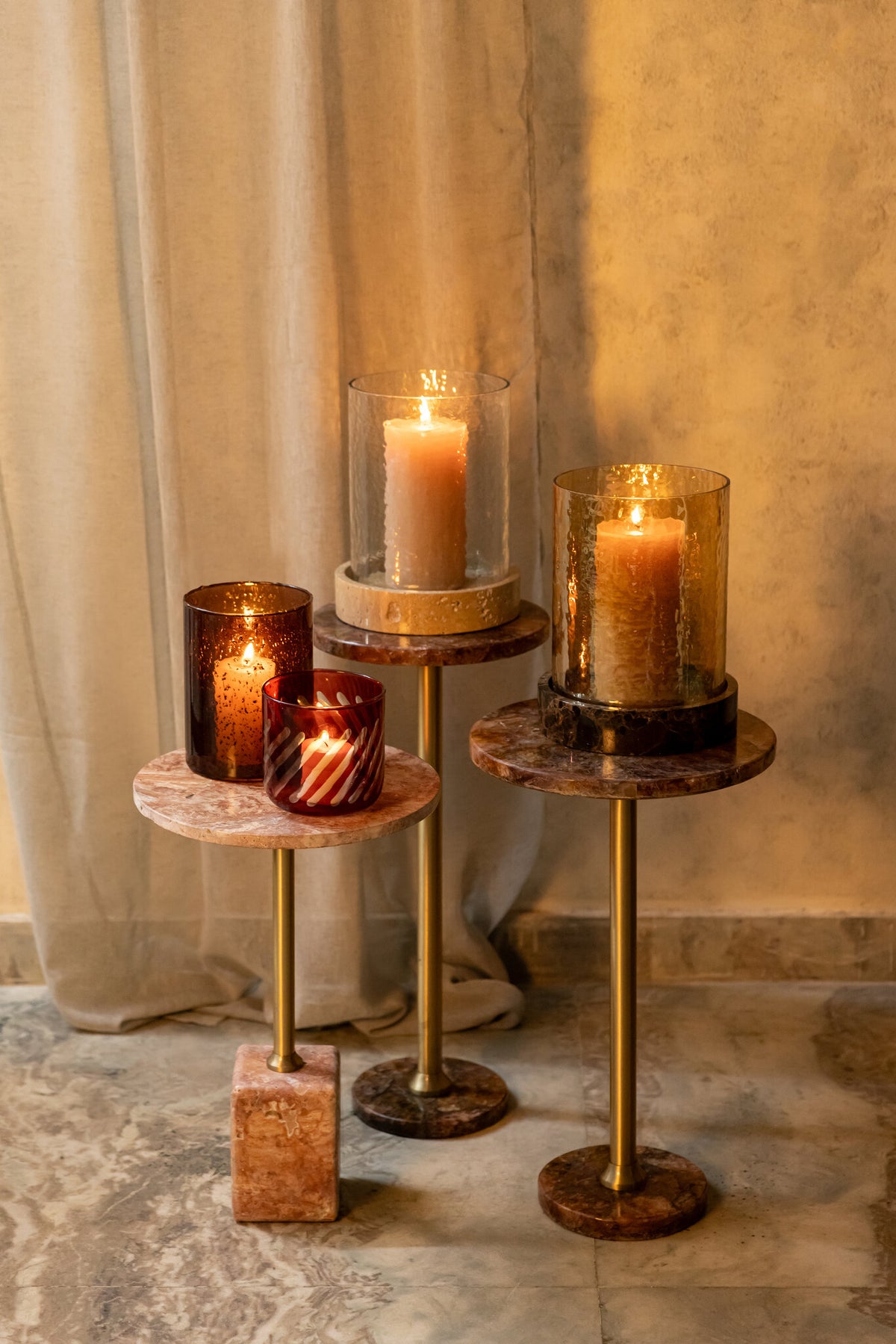 Elion red travertine side table, round, low
