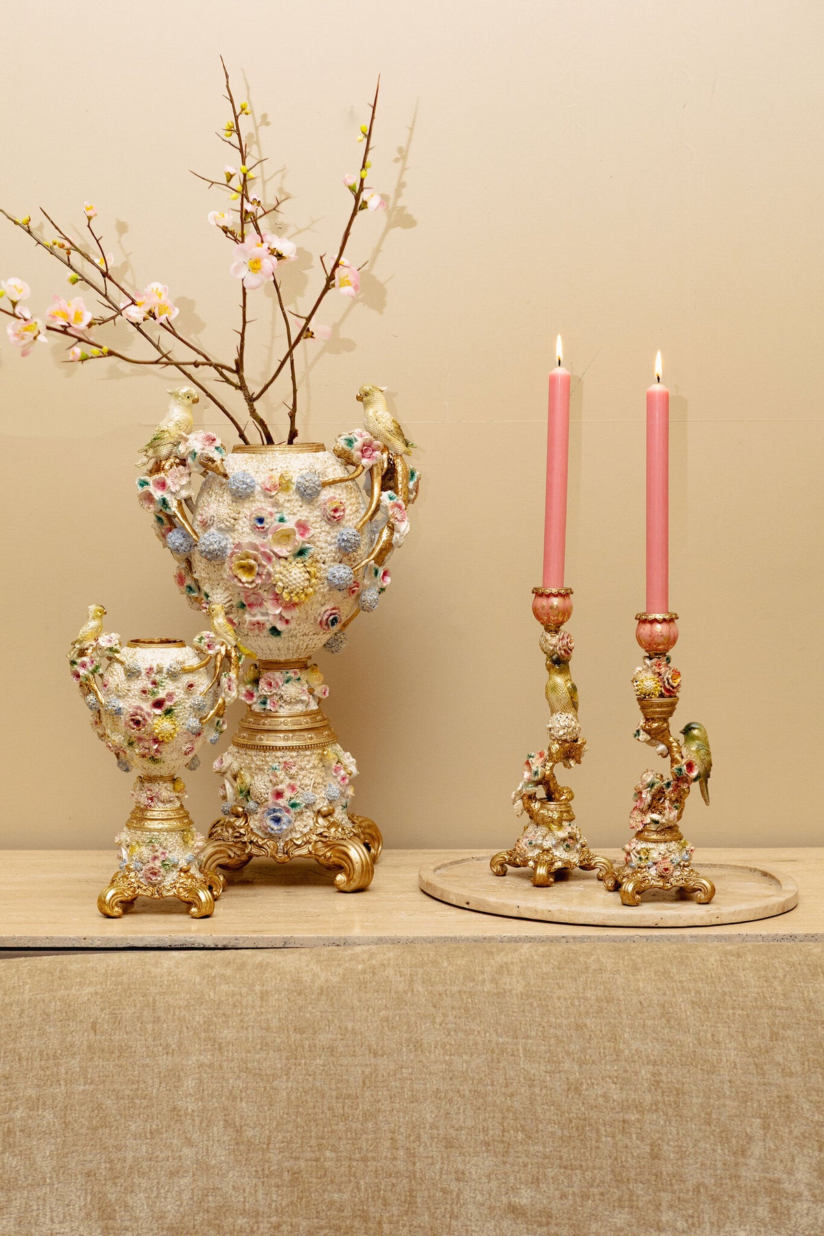 Bette beige baroque ornament with flowers and birds, large