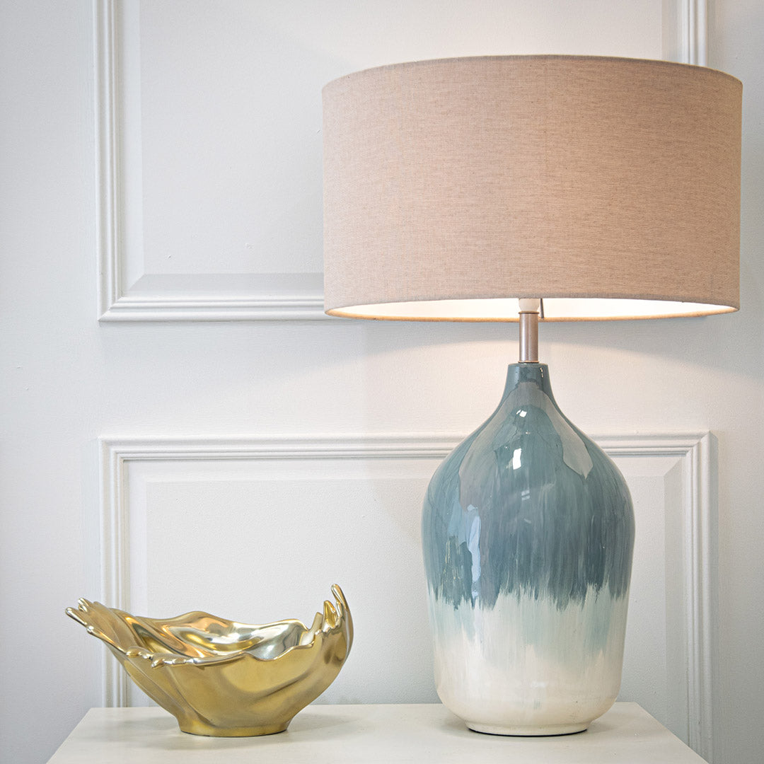 Aketa Coast Table Lamp in gloss cream — front view