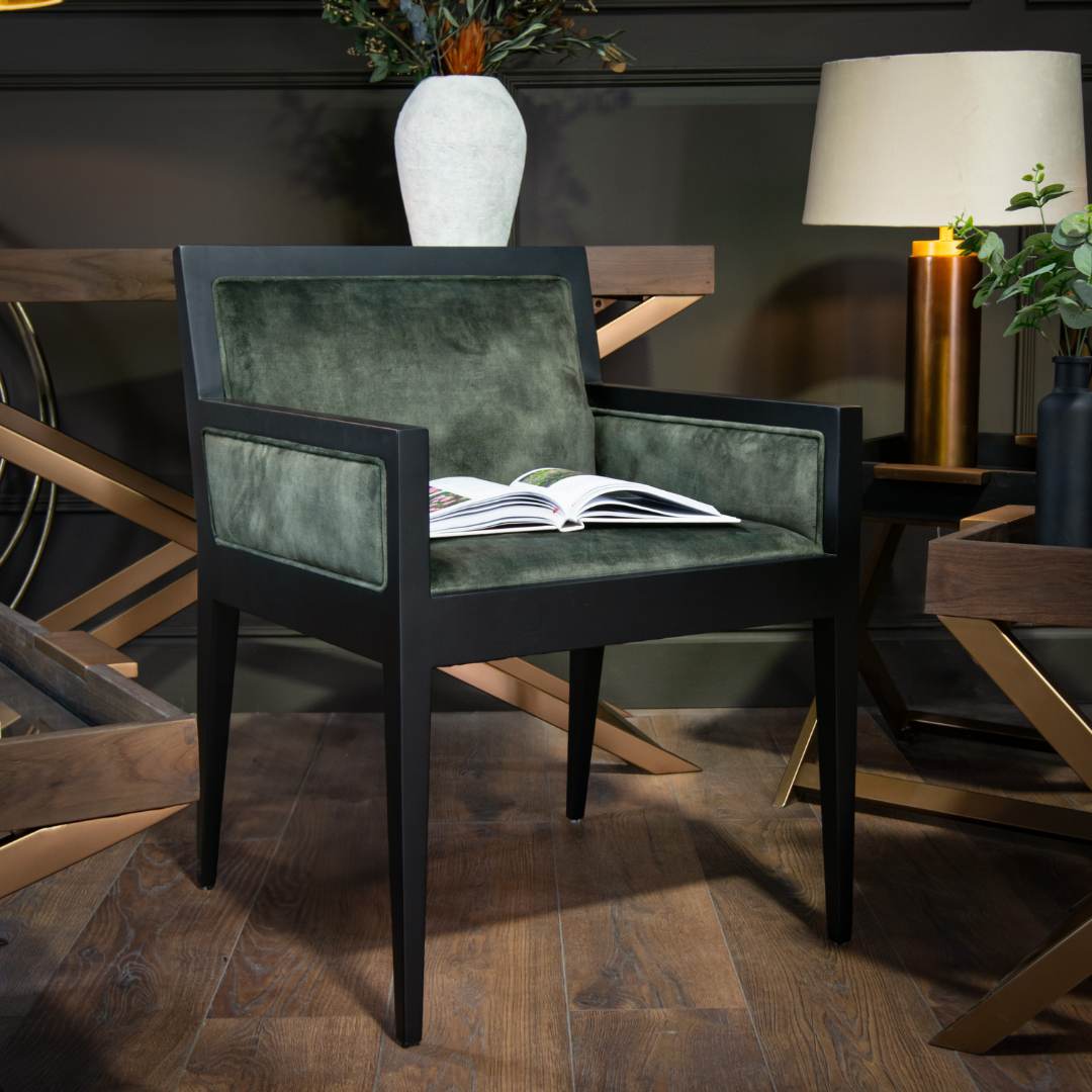 Ankarat Chair in green — front view