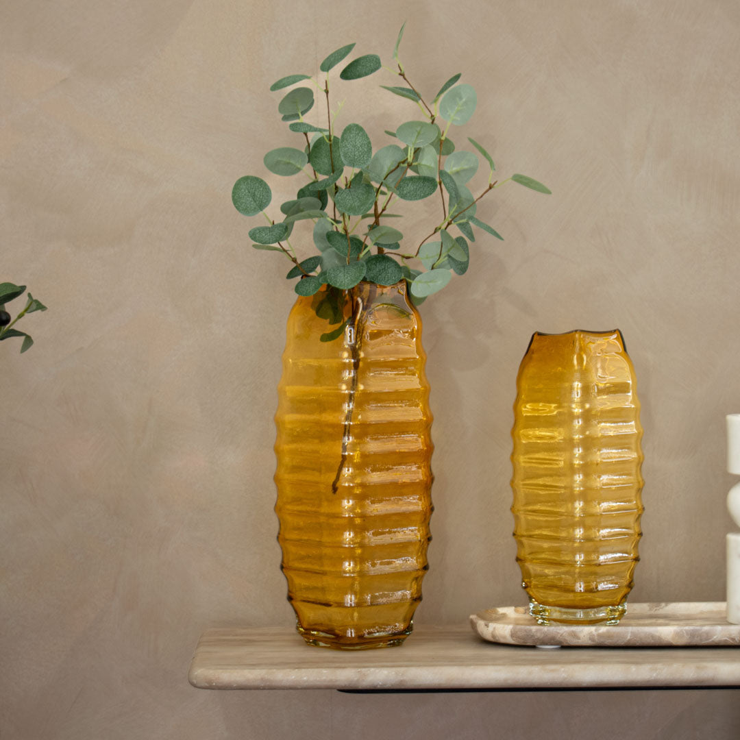 Ellingsen Vase in tinted yellow — alternative angle