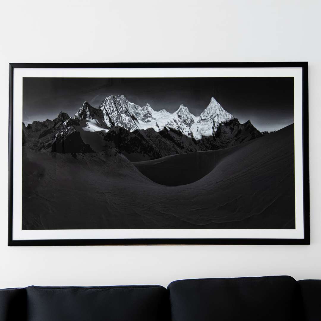 Hyacinth Canvas in printed black and white — alternative angle