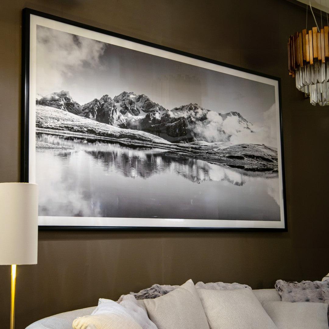 Knowlton Canvas in printed black and white — alternative angle