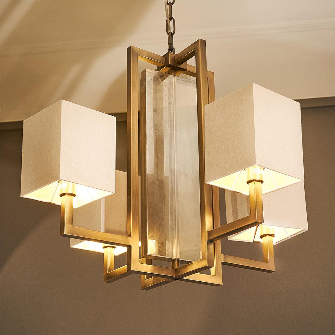 Laik Chandelier — alternative angle